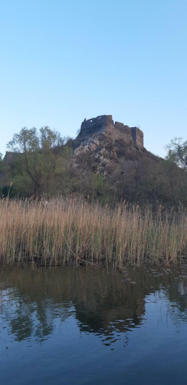 Suncane Terase Karuc Bagian luar foto